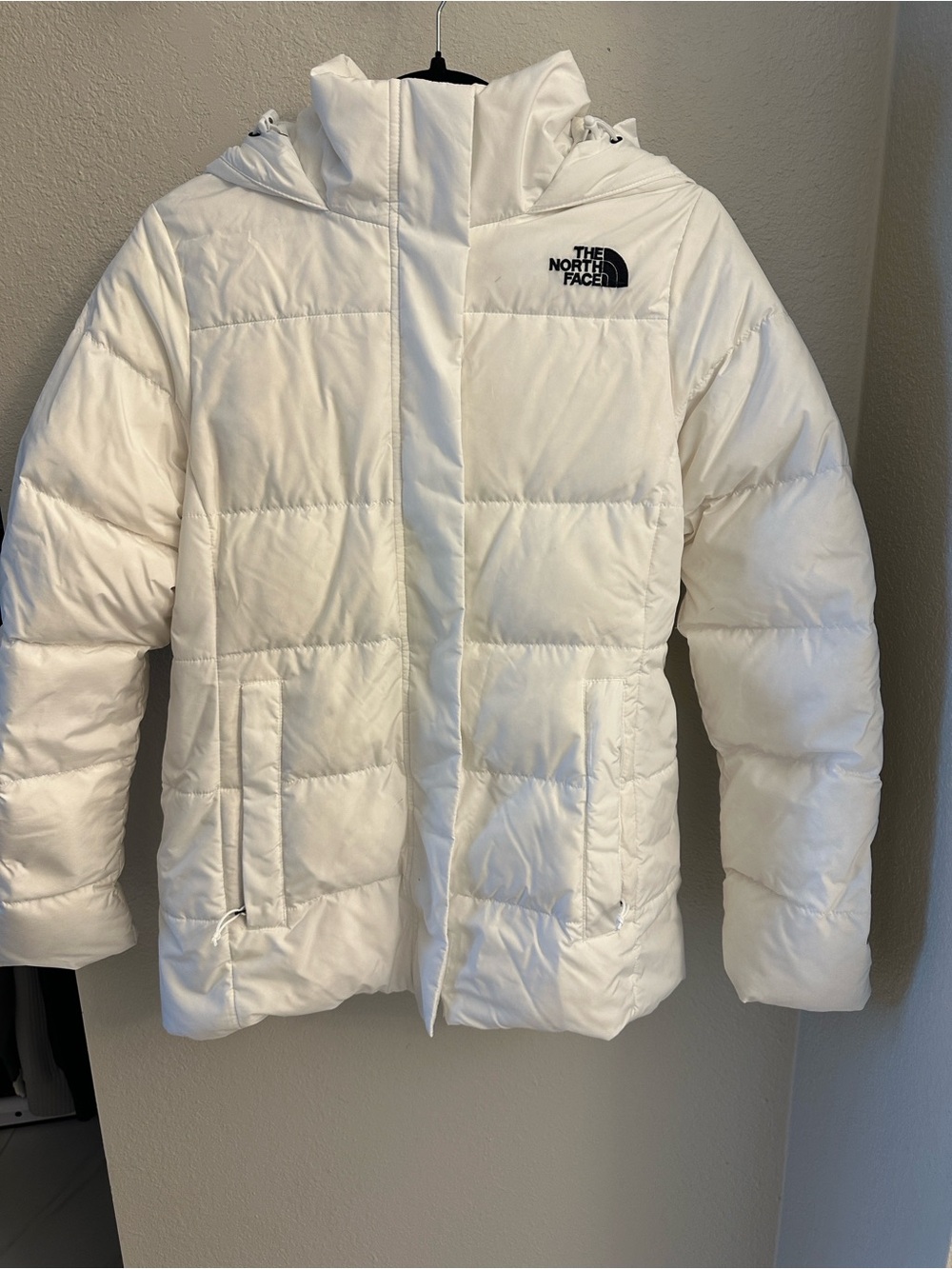 The North Face Women’s White Hooded Puffer Jacket
